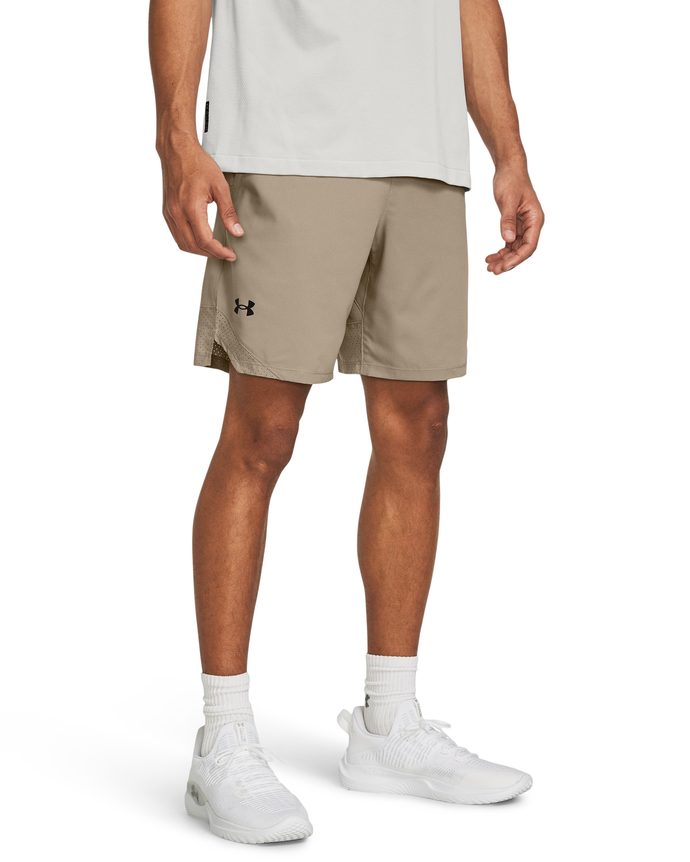 UA Vanish Woven Men's 8 Shorts 24
