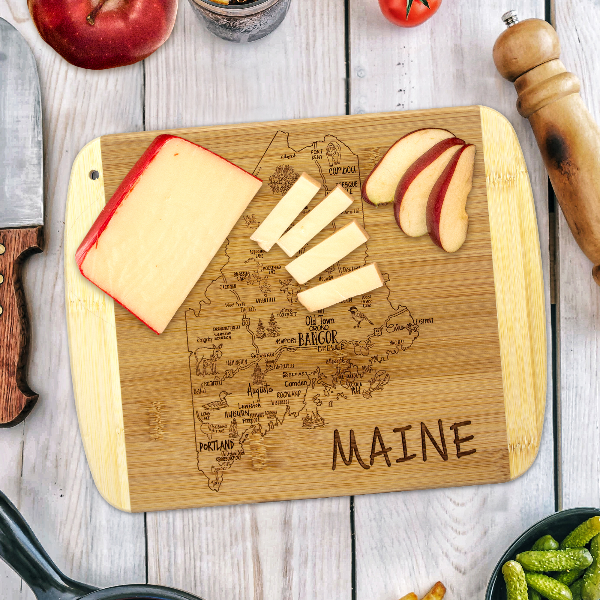 A Slice of Life Maine Serving & Cutting Board 2