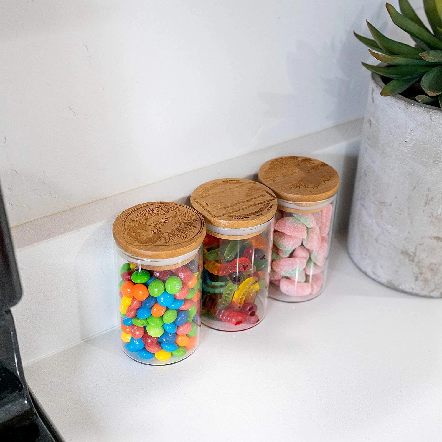 Glass Storage Jar With Decorative Airtight Bamboo Lid 5