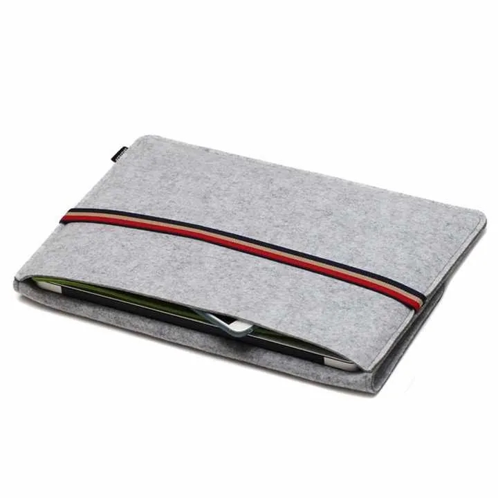 Two-in-One Felt Laptop Sleeve 6