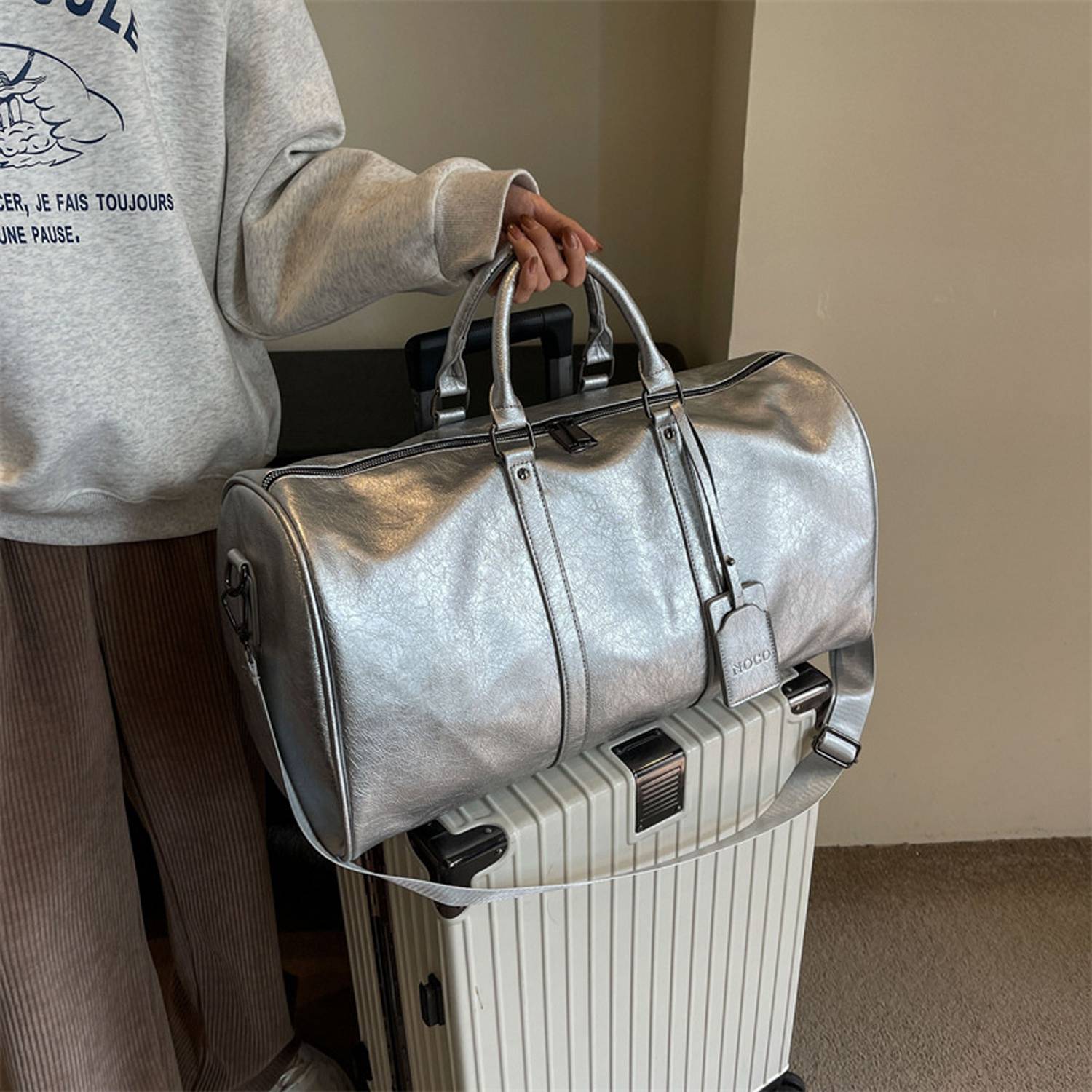 Large Capacity Travel Fashionable PU Luggage Bag 3