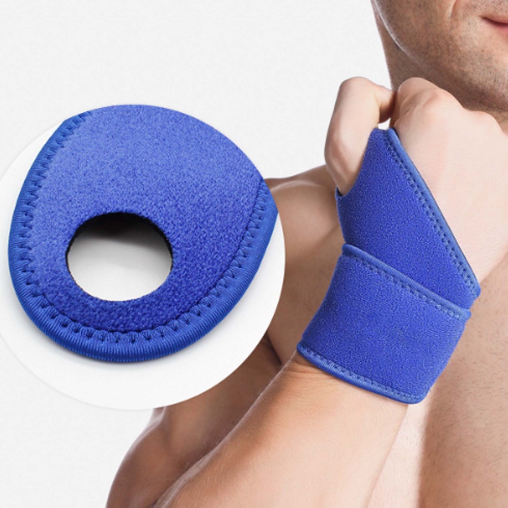 Adjustable Sport Wrist Brace 2