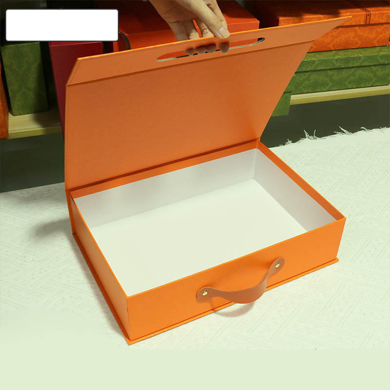 6 pieces of high-end portable gift box clamshell box packing box 5