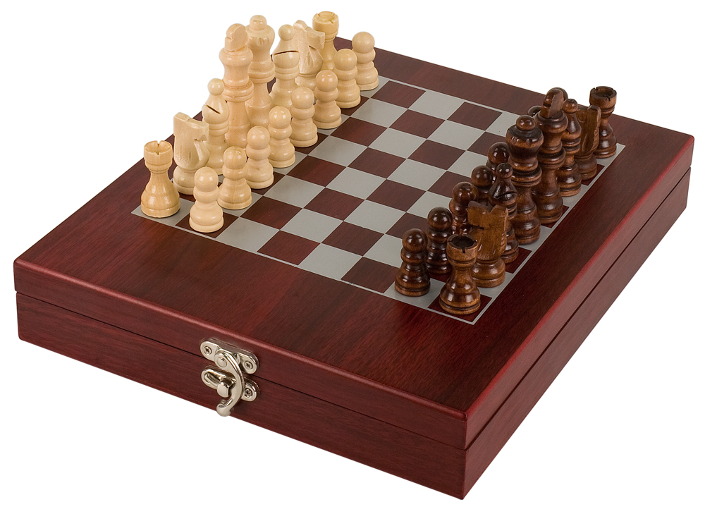 Rosewood Finish Chess Set 3
