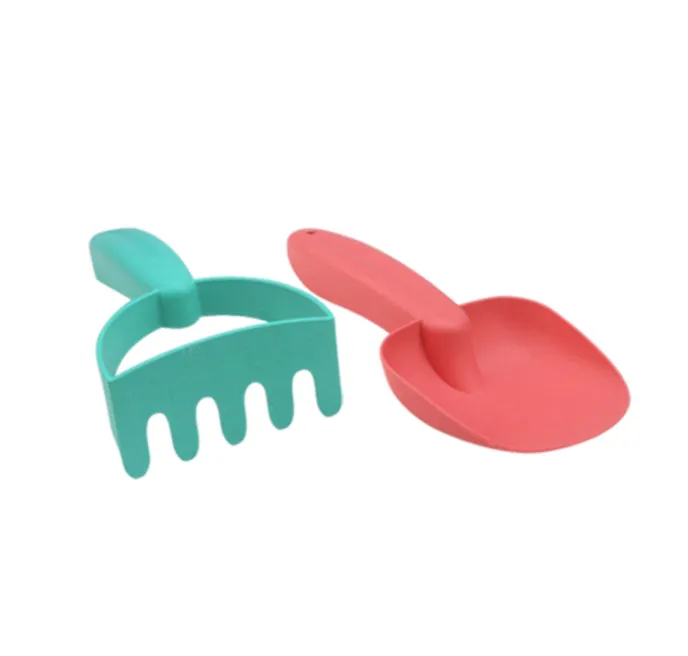 Plastic Beach toy set 7