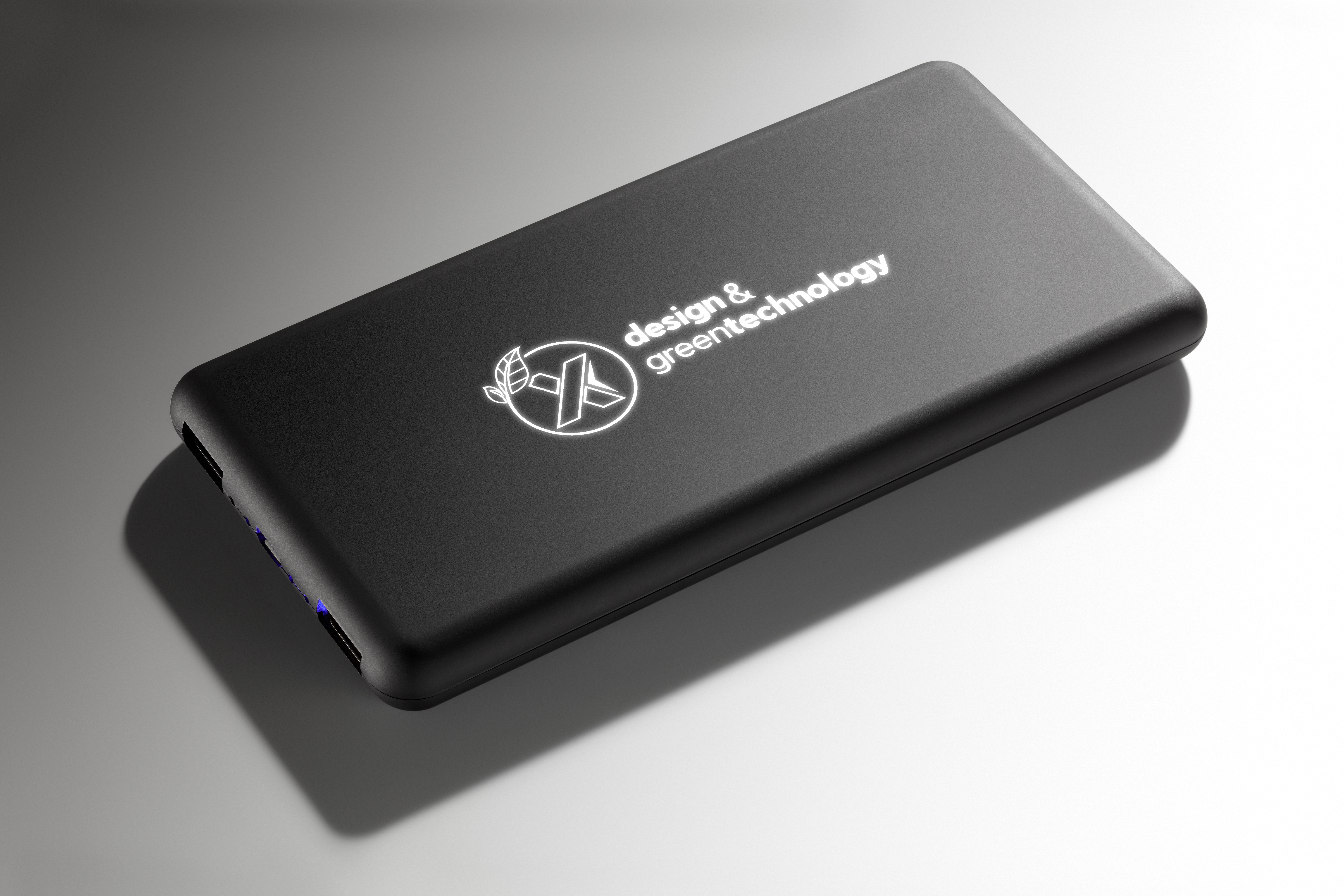 SCX Innovative Design™ ECO Solar Power Bank 8000 mAh 9