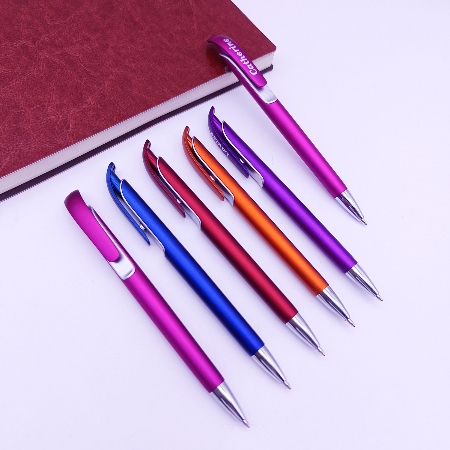 Retractable Black Ink 0.7Mm Ballpoint Pen 3