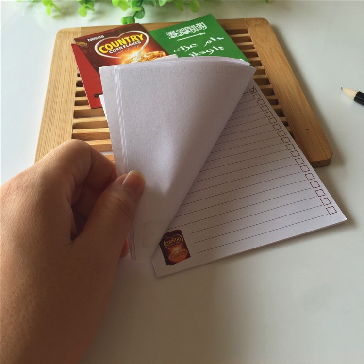 Scratchpad with Magnets 2