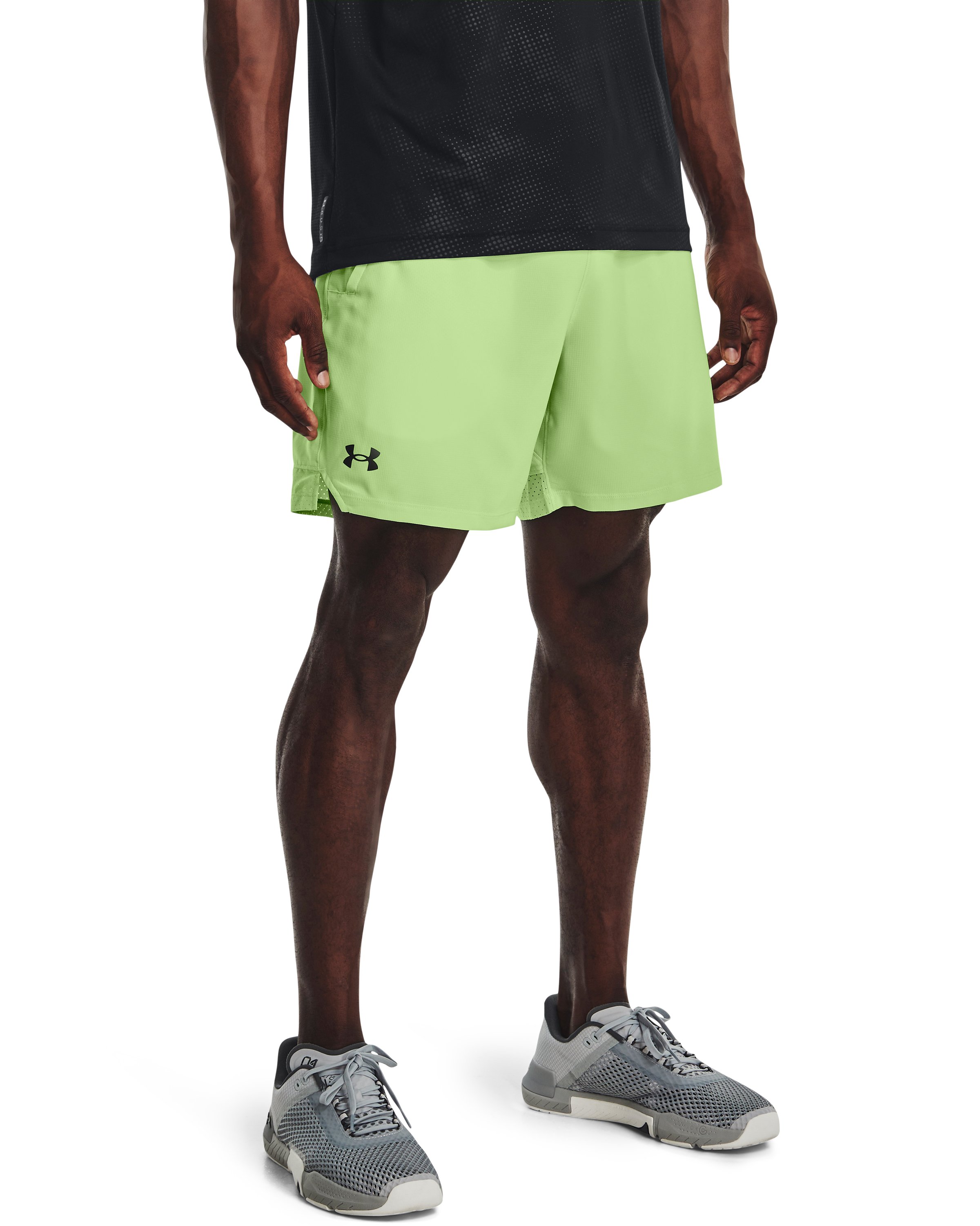 UA Vanish Woven Men's 6 Shorts 22