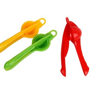 Easy Squeeze Manual Plastic Juicer 9