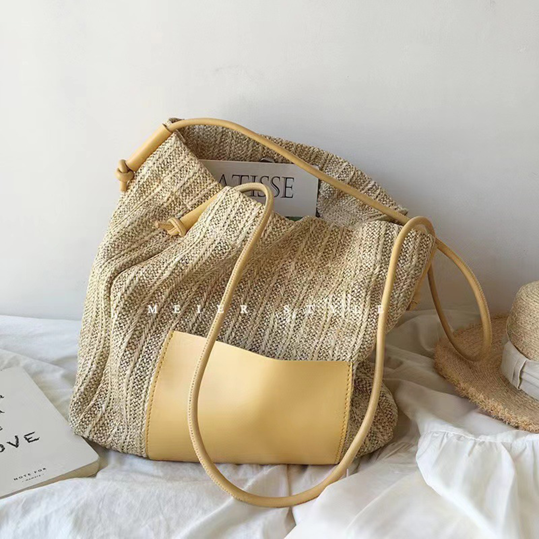 2-In-1 Fashion Straw Tote Bag With Leather Patch 1