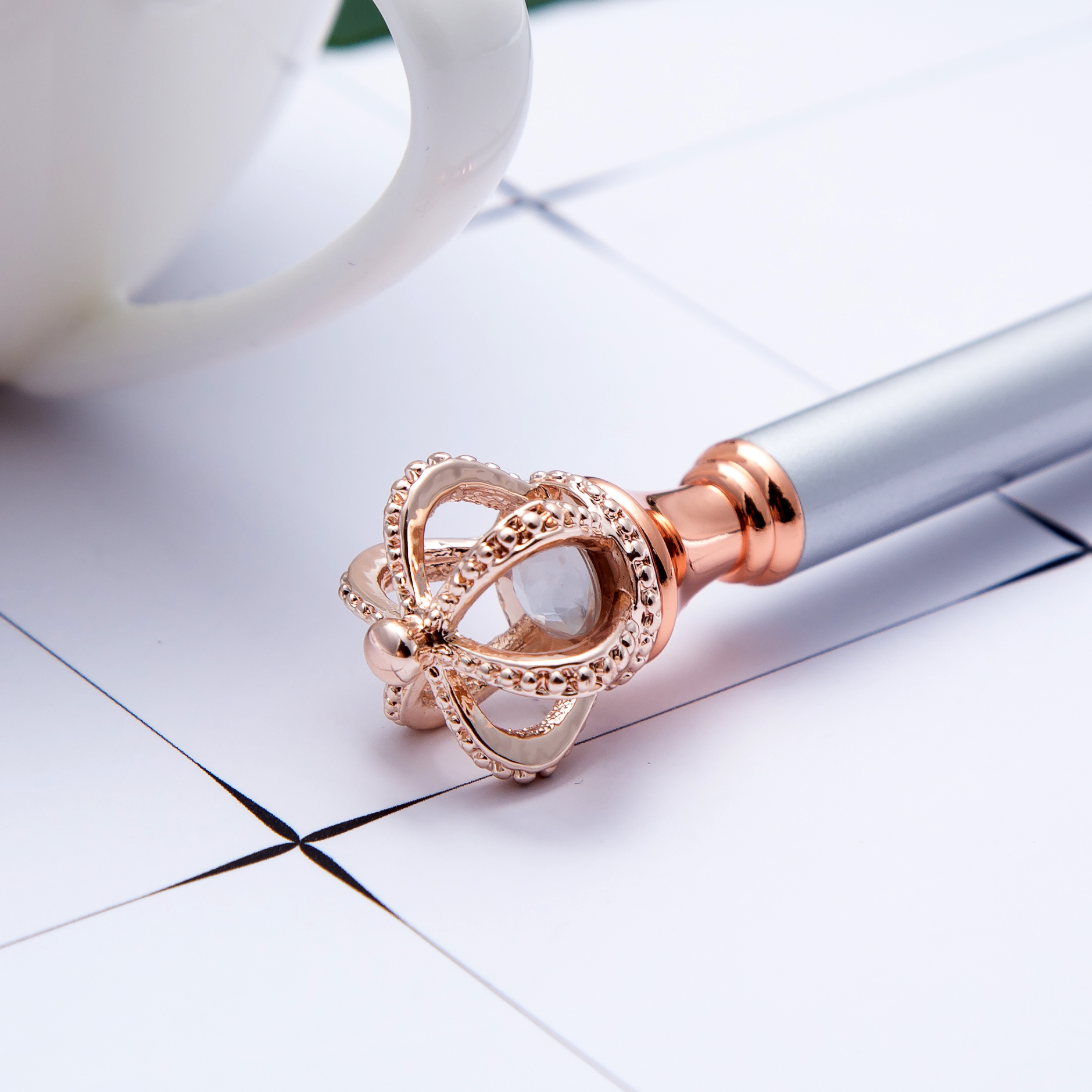 Breast Cancer Awareness Crown Top Pens 1