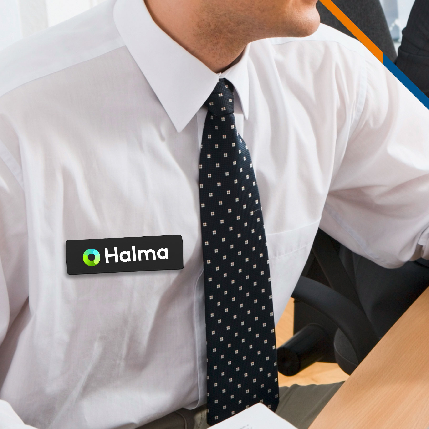 Lyno Plastic Name Badge 4