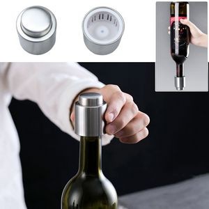 Saucier Stainless Steel Spout Drizzle Spoon 4