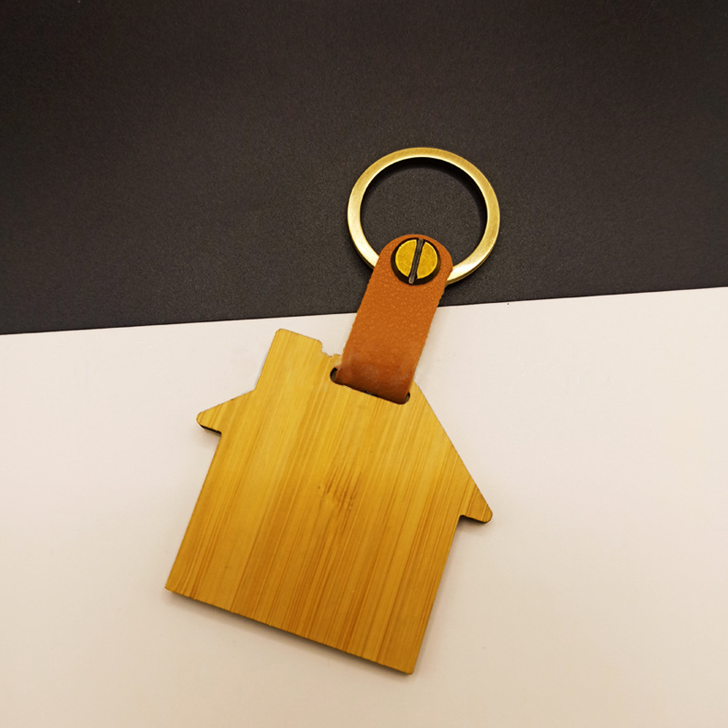 Fashionable leather buckle, bamboo car keychain 2