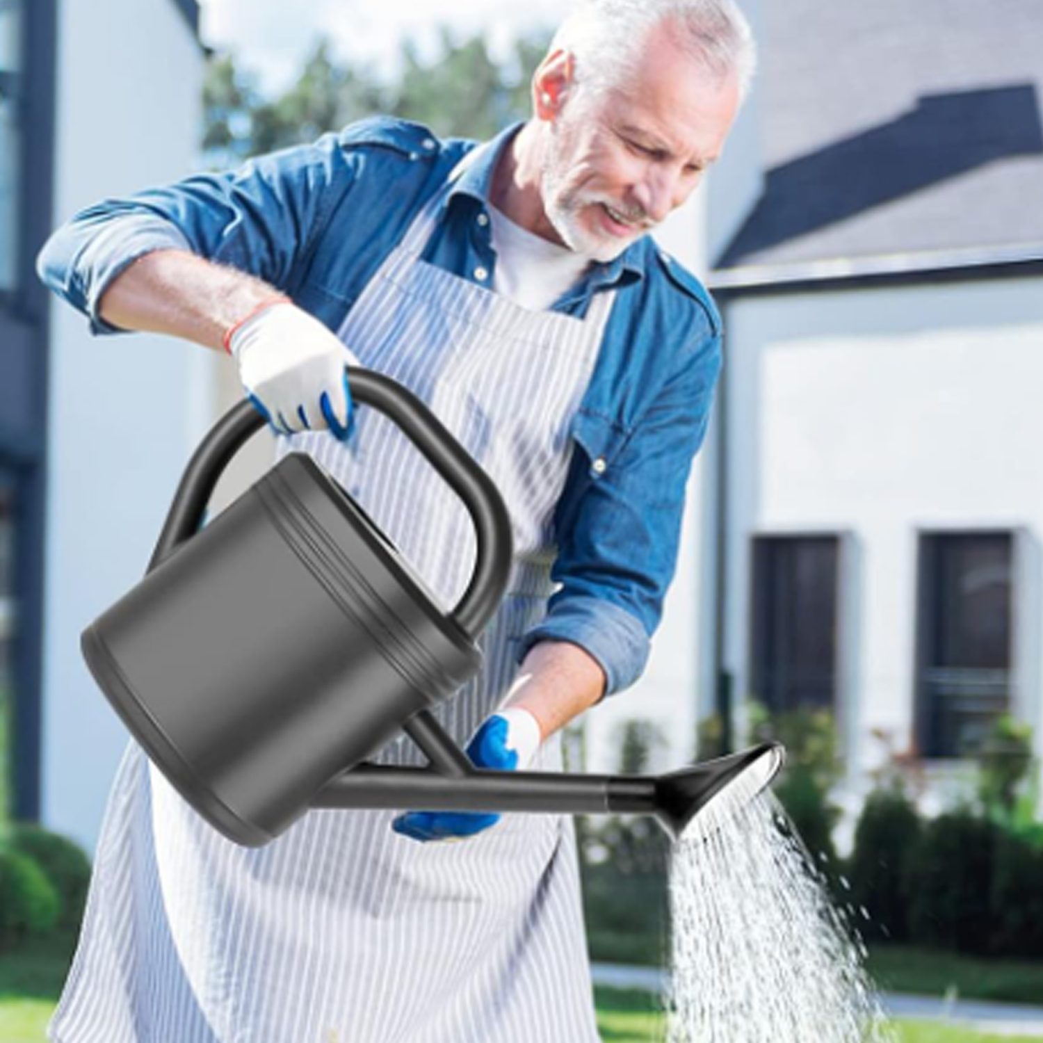 338oz Large Capacity Plastic Long-Spout Watering Can 3