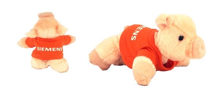 8" Percy Pig with t-shirt and one color imprint 2