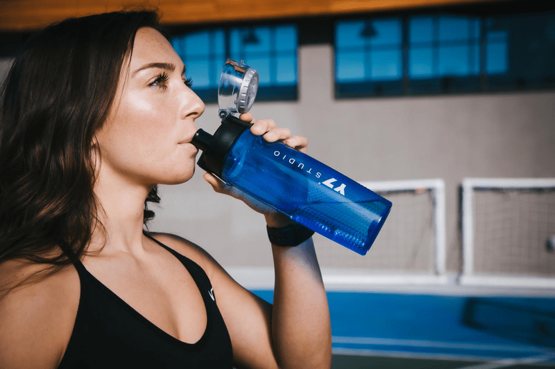 24 oz. Thermos® Hydration Bottle Made with Tritan™ and Rotating Intake Meter 50