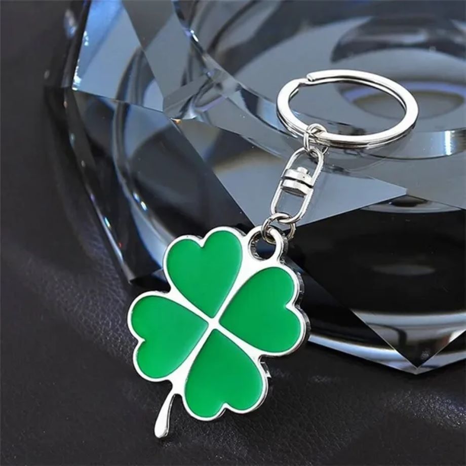 St. Patrick's Day Lucky Four-Leaf Clover Metal Keychain 2