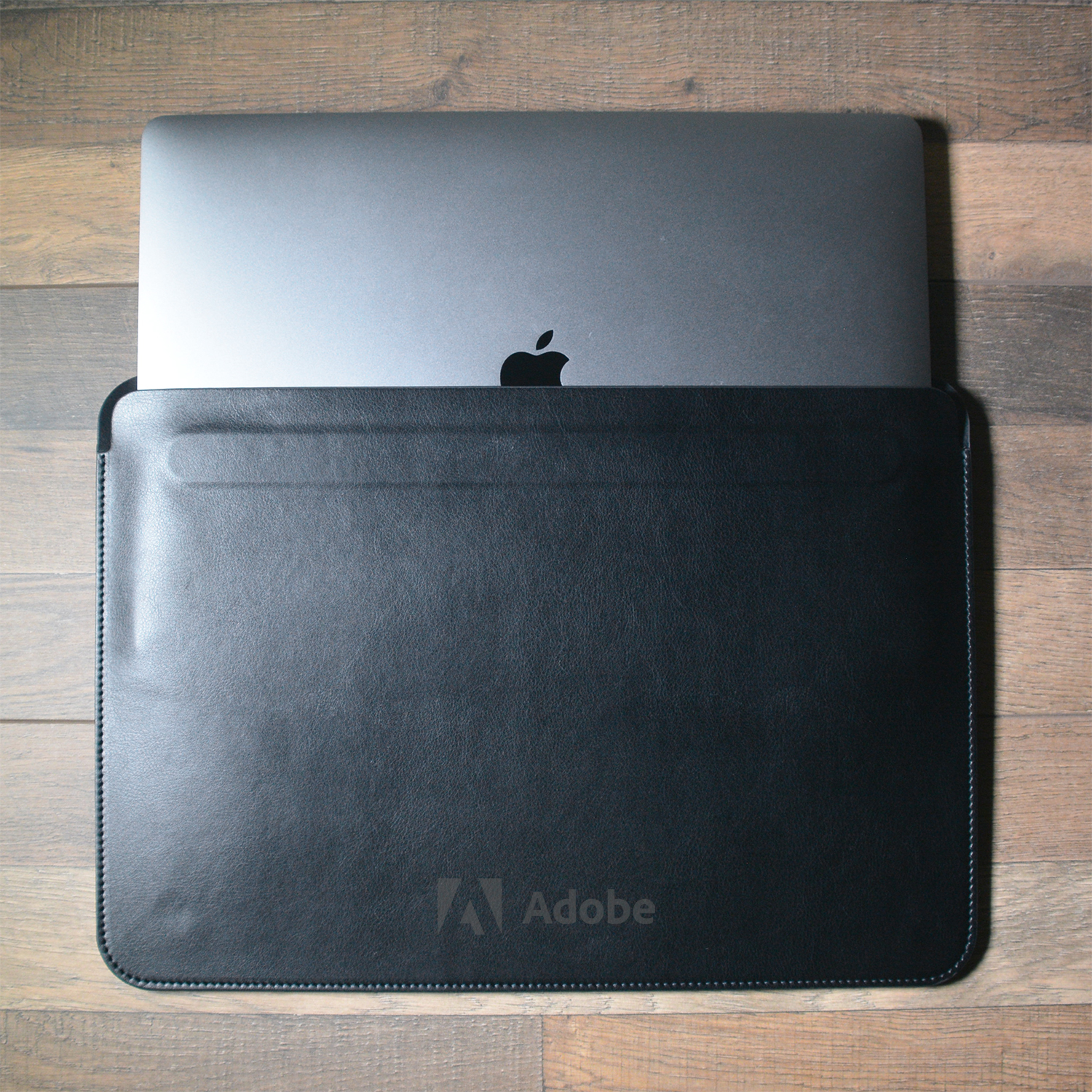 Slim Pro 16" Leatherette Sleeve for MacBook Pro