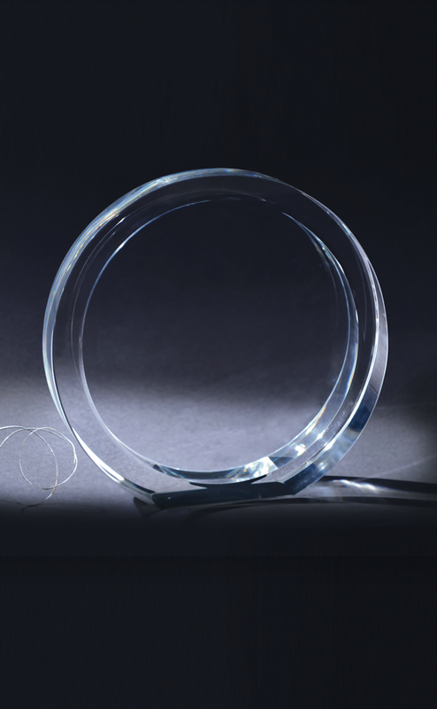 Medium Chairman's Circle 2