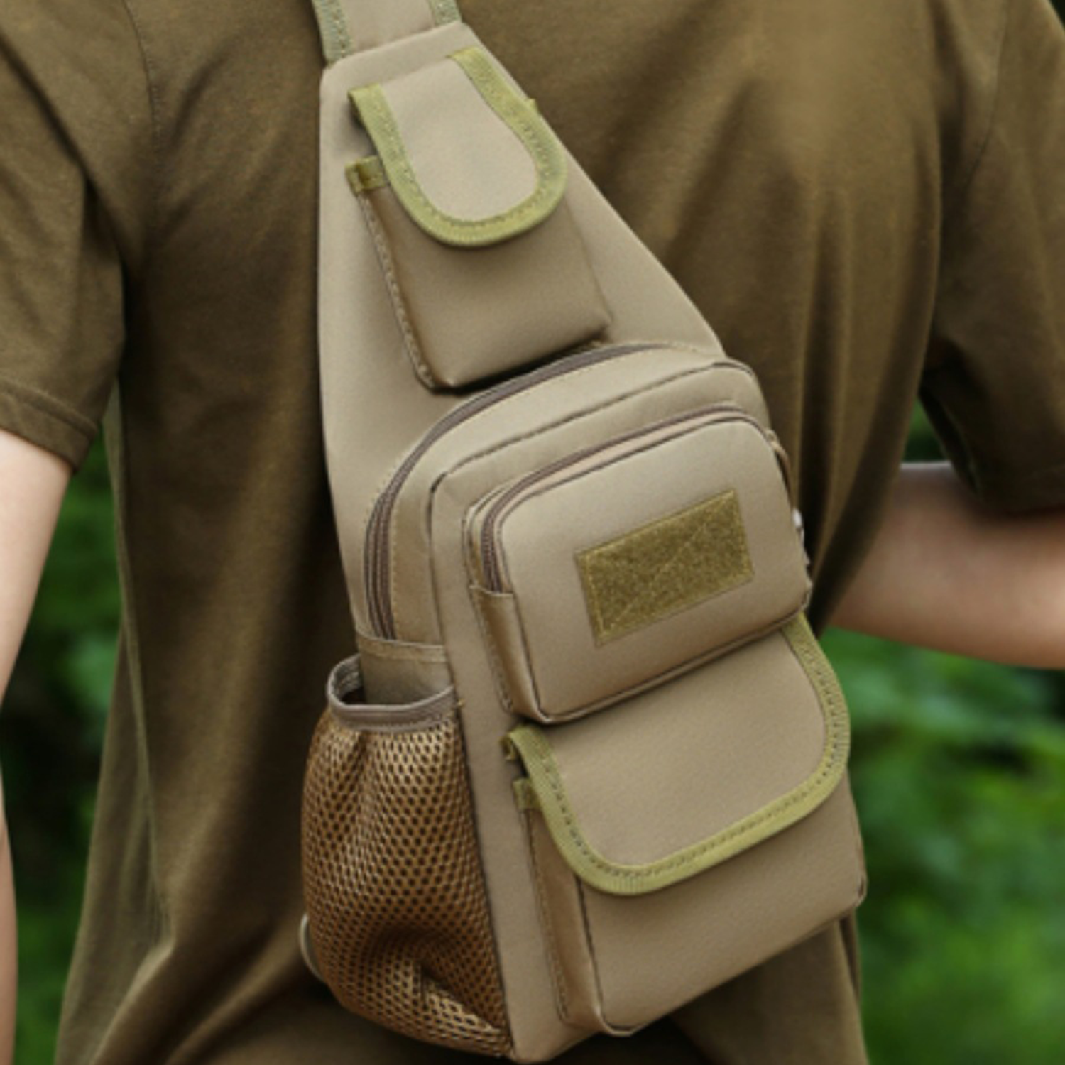 Mens Fashionable Outdoor Chest Bag 4