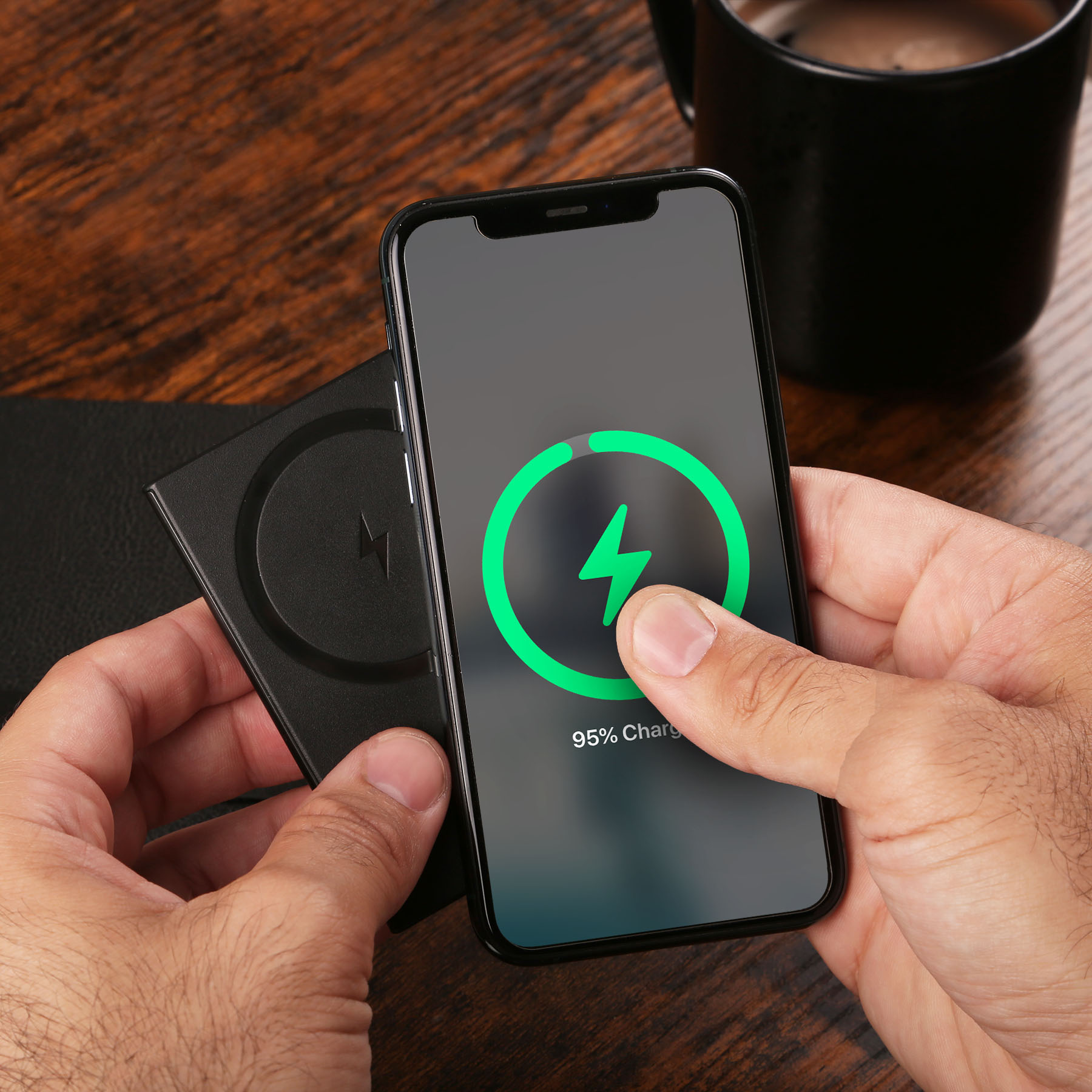 The Slim Wireless Power Bank 2