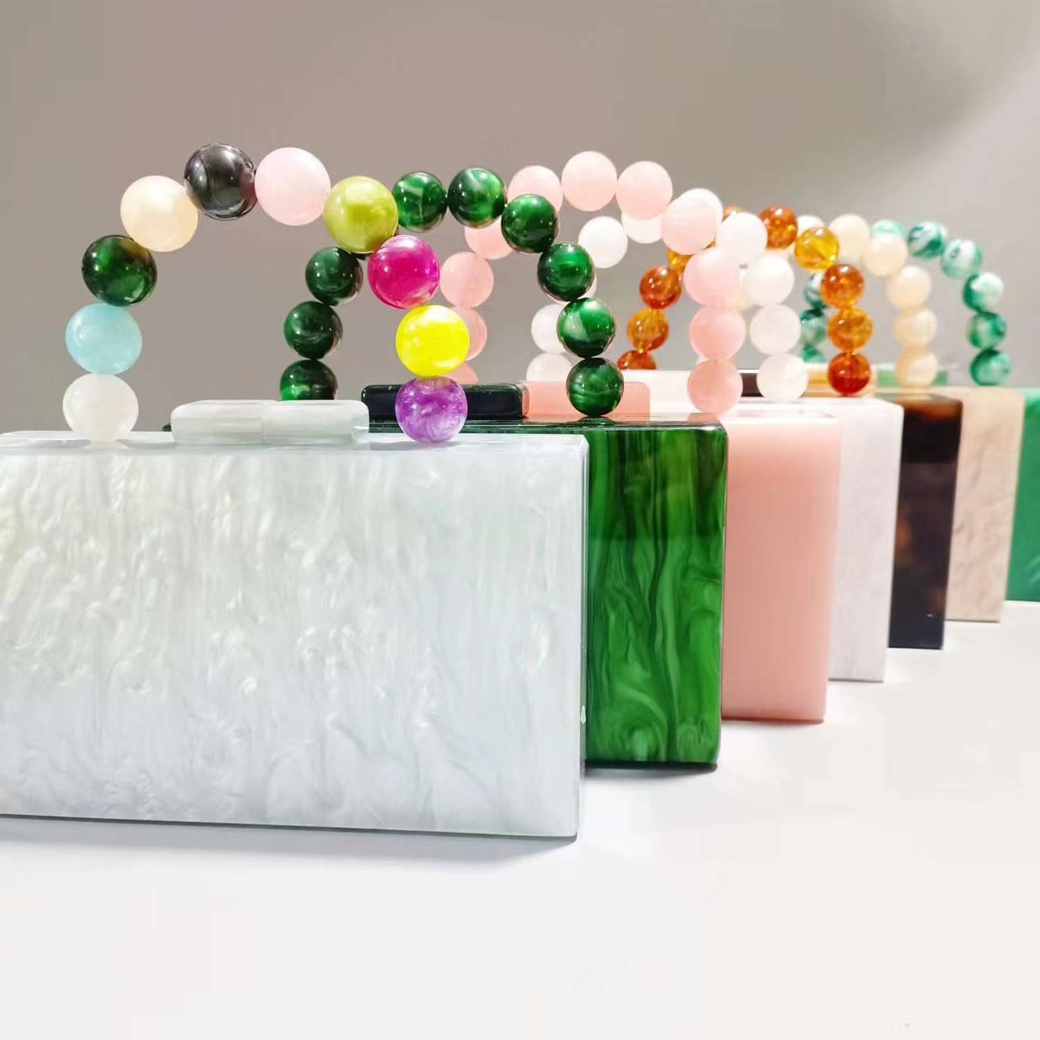 Acrylic Pearl Chain Marbling Handbag 2