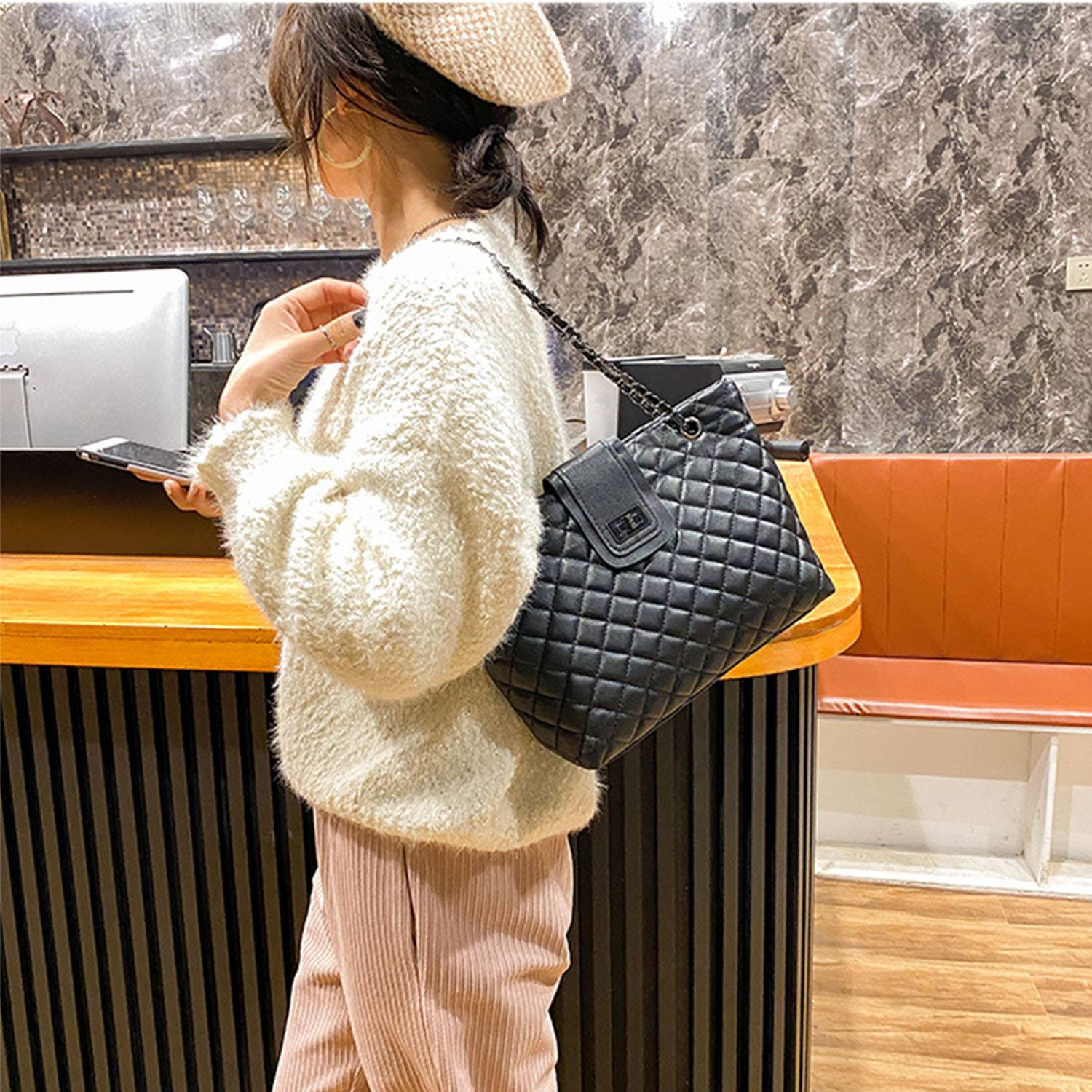 Fashion Women's One Shoulder Diagonal Straddle Bag 4