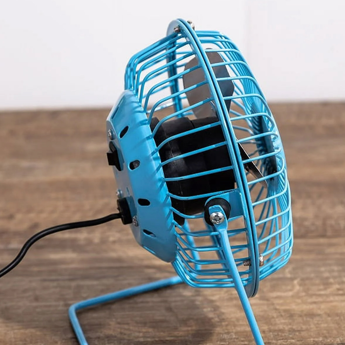 Small Desk Fan 2
