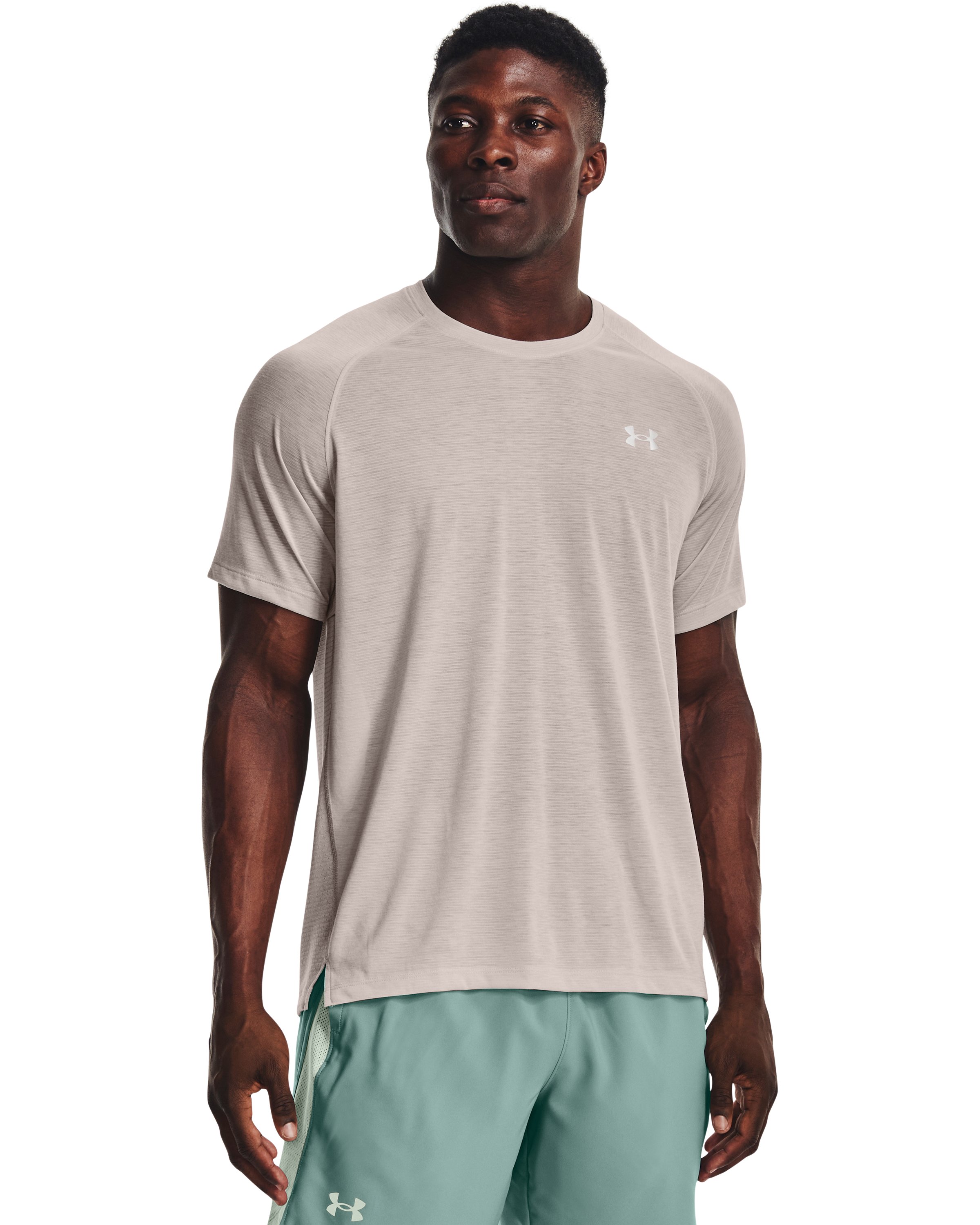 UA Streaker Run Men's Short Sleeve 15