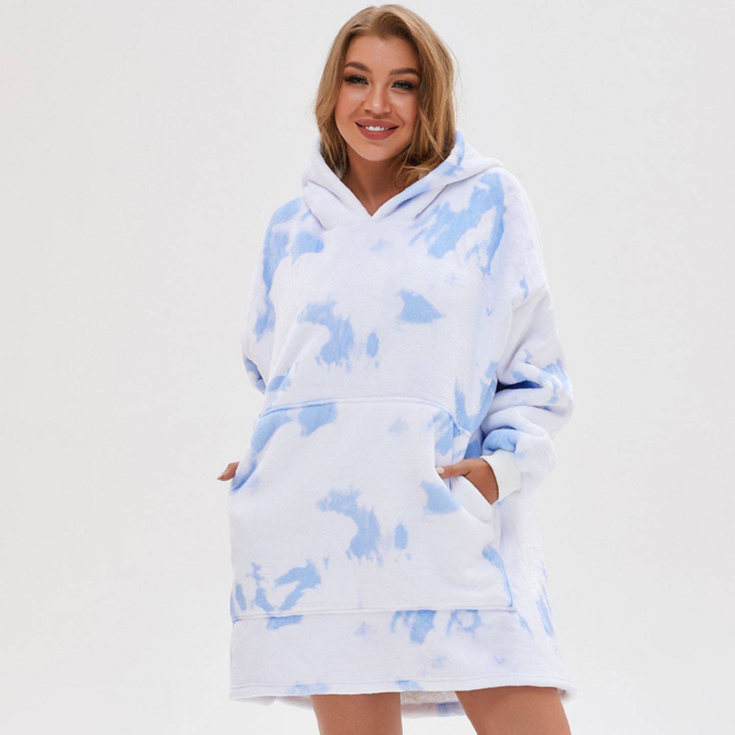 Oversized Microfiber & Sherpa Wearable Blanket 5