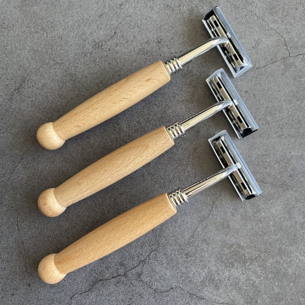 Disposable Manual Portable Beechwood Razor 2