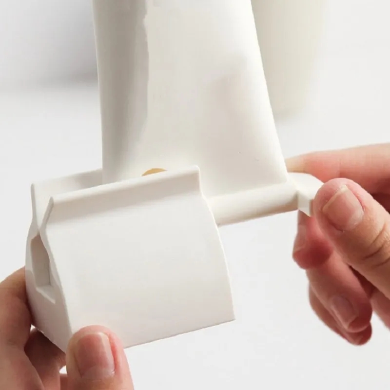 Customized Lazy Toothpaste Squeezer 4