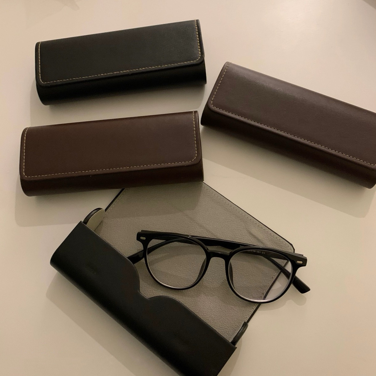 Lightweight Portable Glasses Case for Women Men 3
