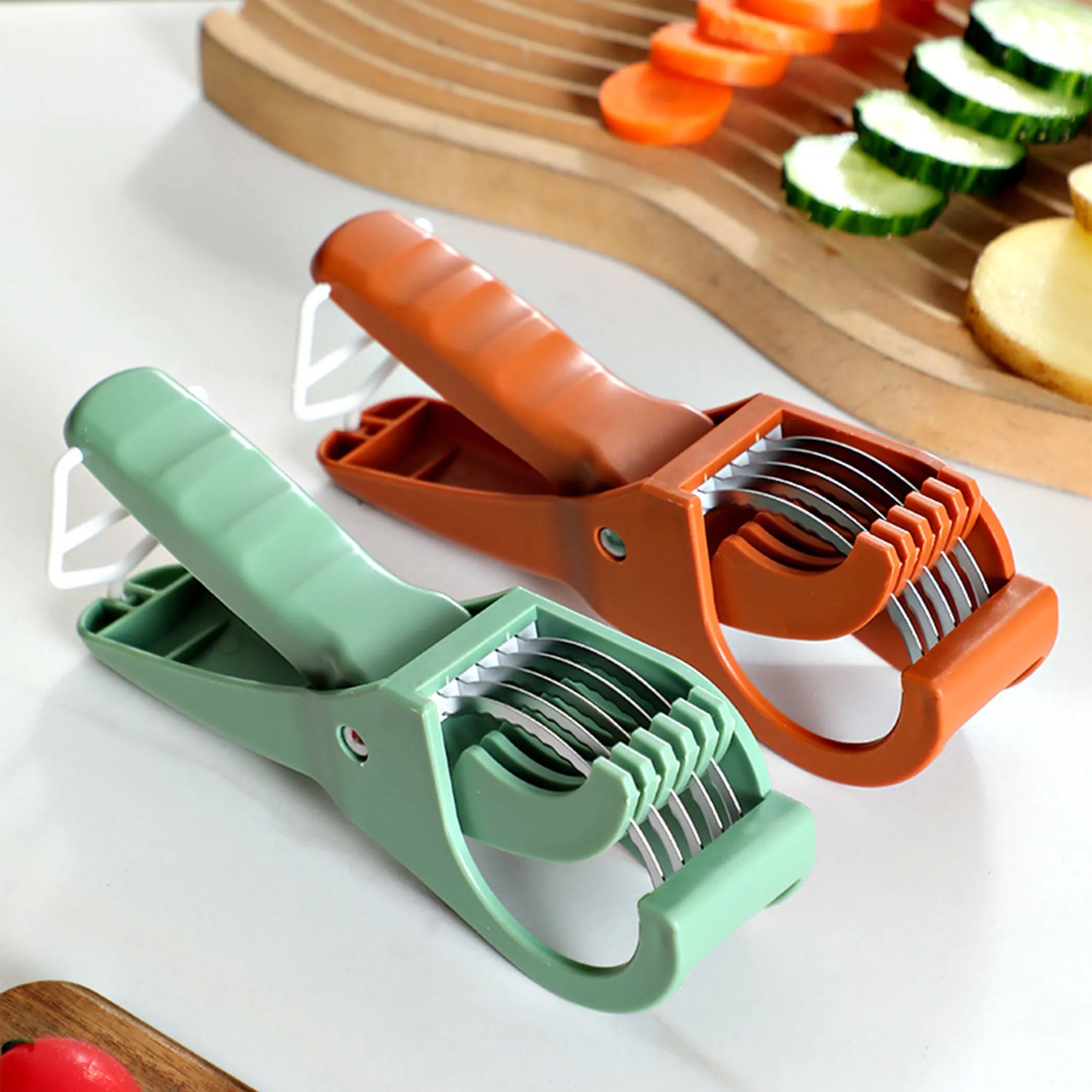 Efficient Stainless Steel Vegetable Fruit Slicer 5