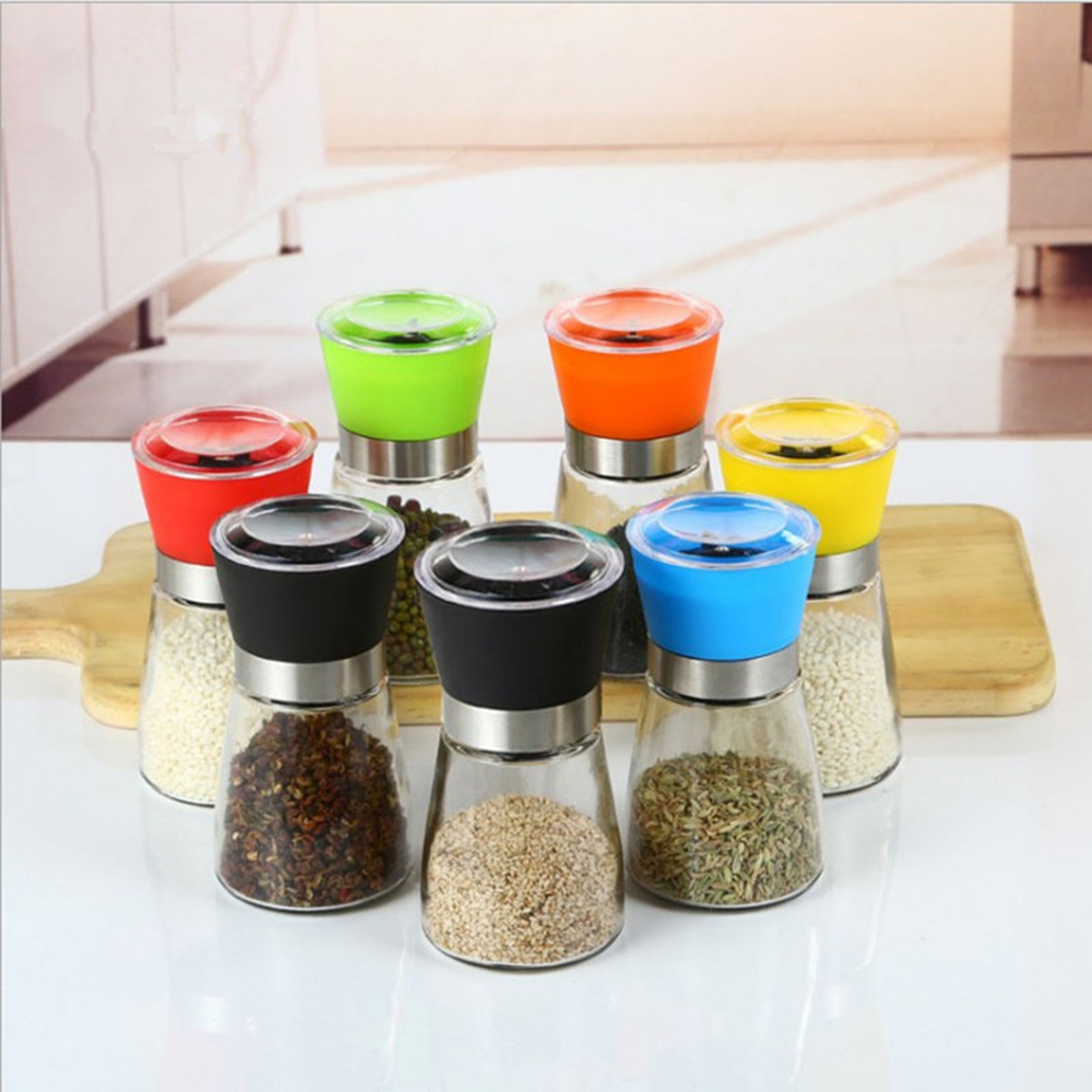 Kitchen Salt and Pepper Grinder 2