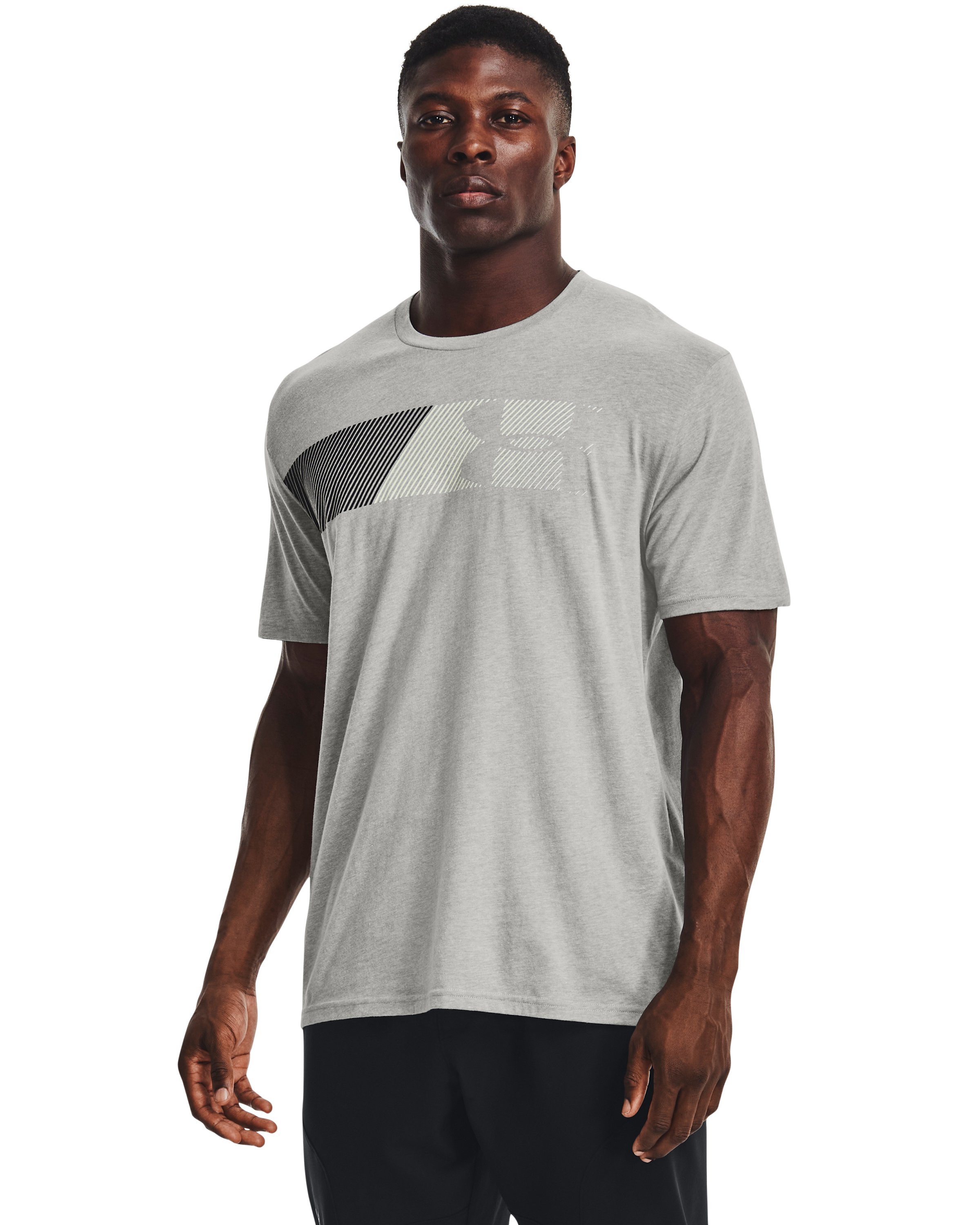 UA Fast Left Chest Men's Short Sleeve 2