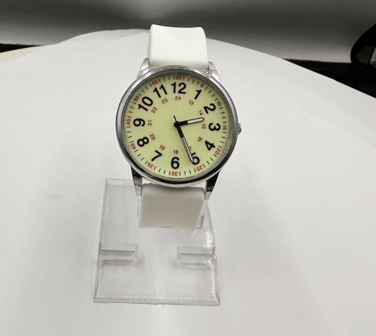 Nurse Watch for Medical Professionals, Students Women Men 2
