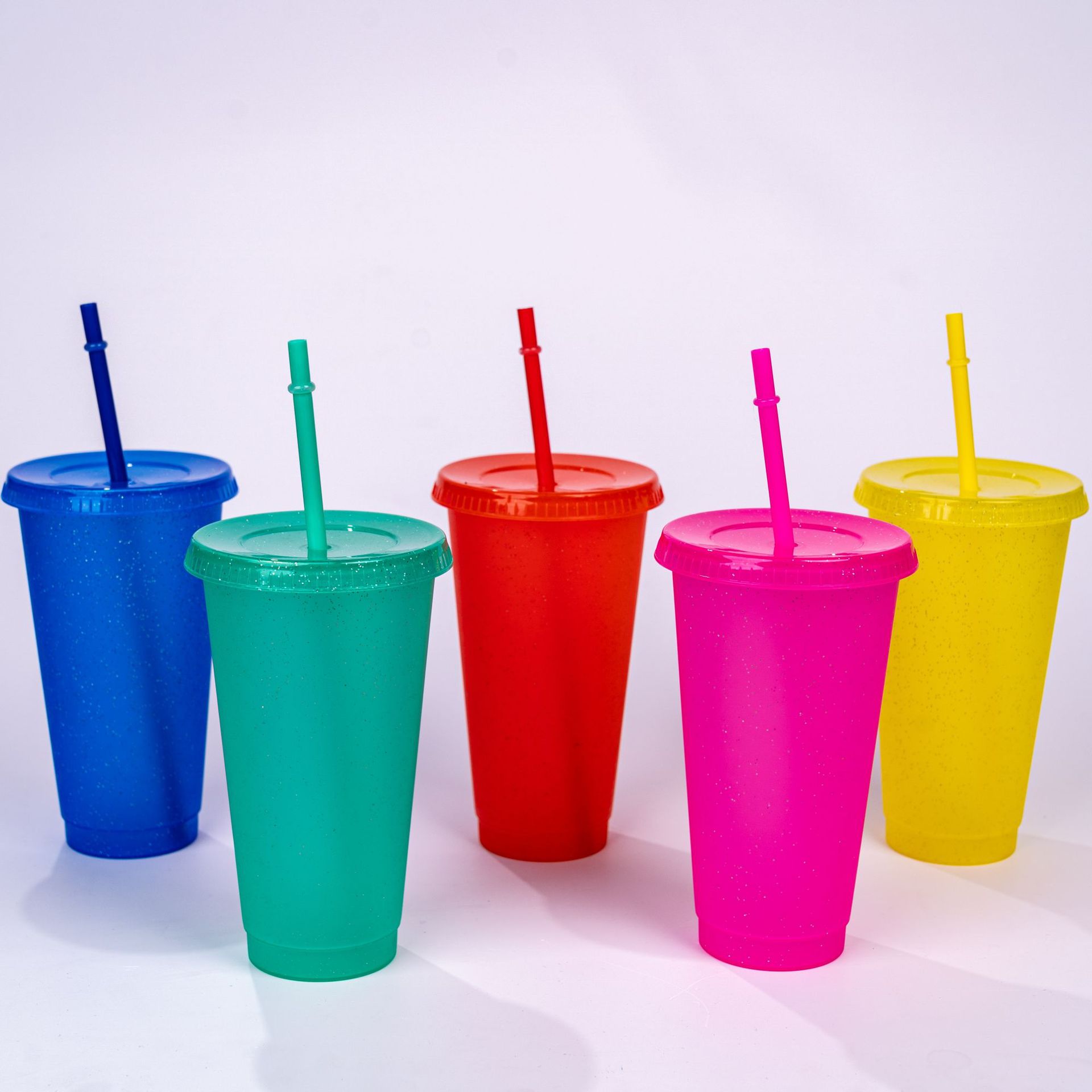 24 OZ Glitter Plastic Cups w/ Lids and Straws 3