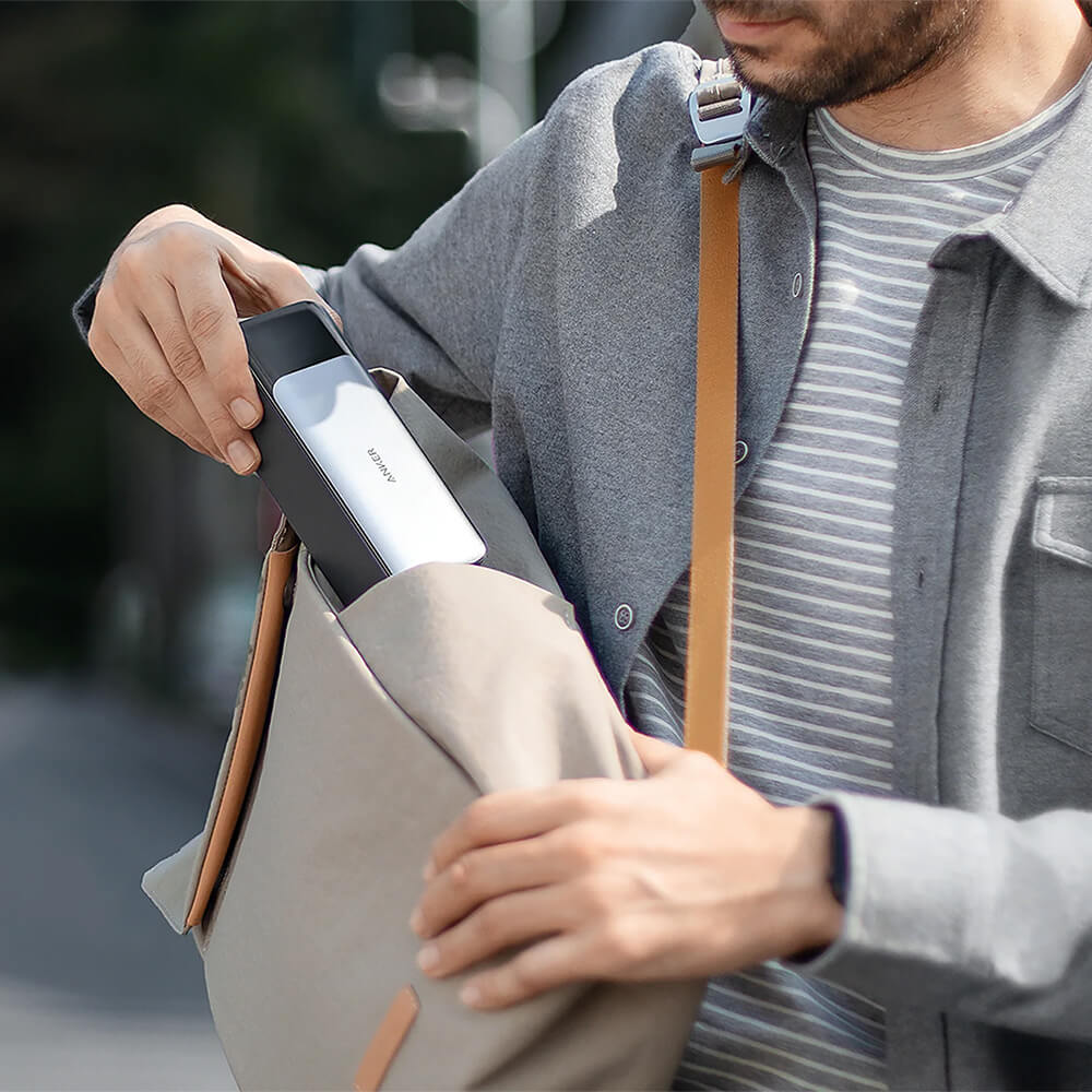 Anker 737 Power Bank (PowerCore 24K) 3