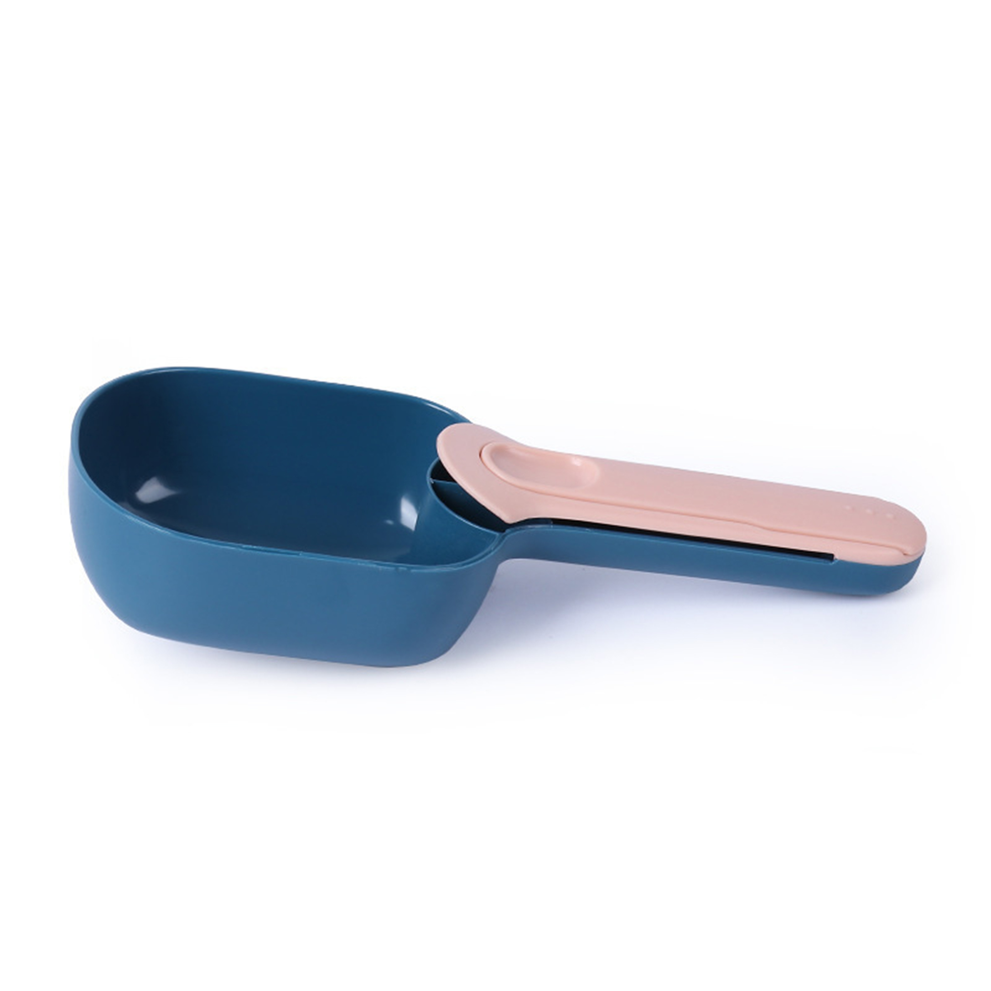 Clip-On Pet Food Measuring Scoop 2