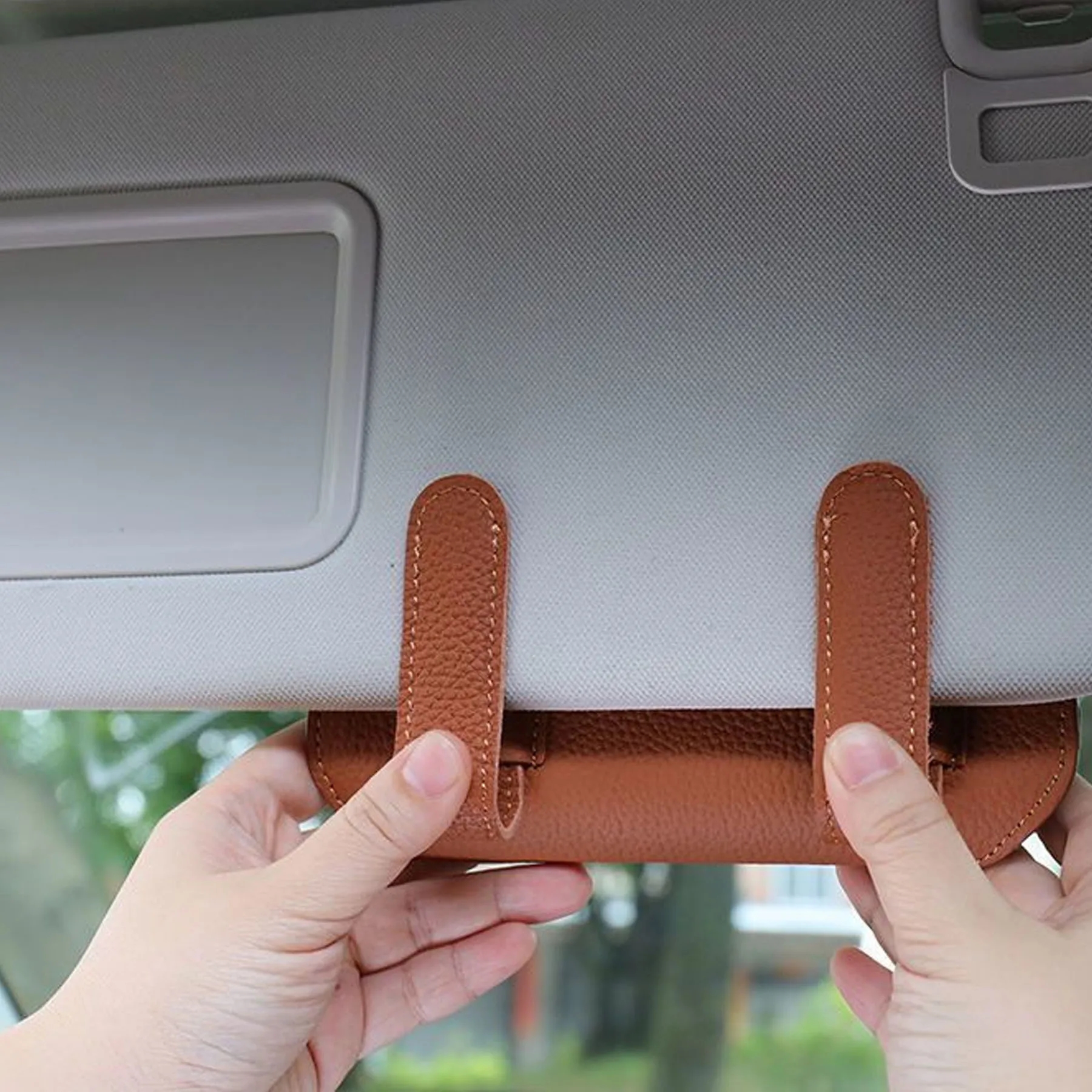 Car Mounted Glasses Clip 3