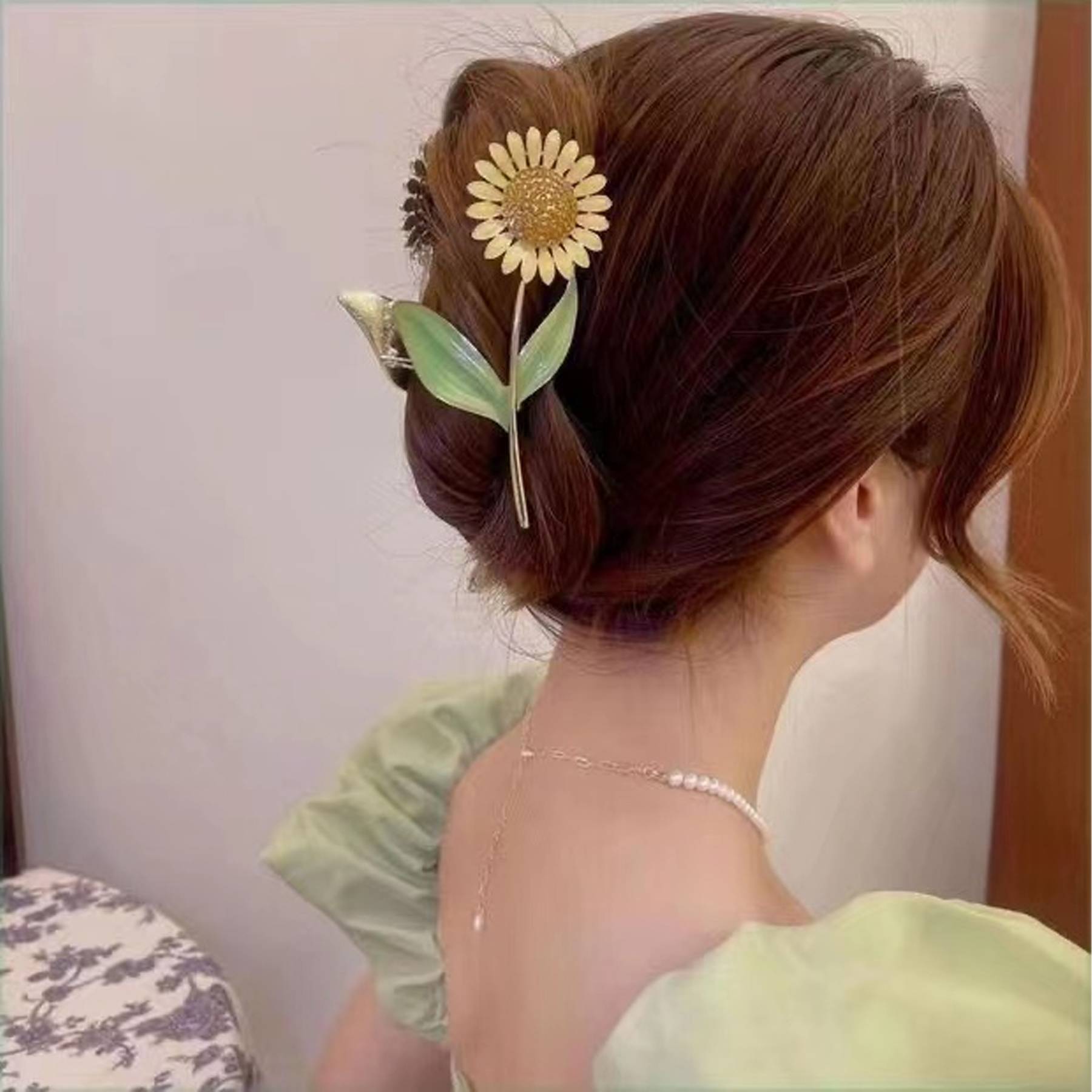Fresh Sunflower Clasp Hairpin 2