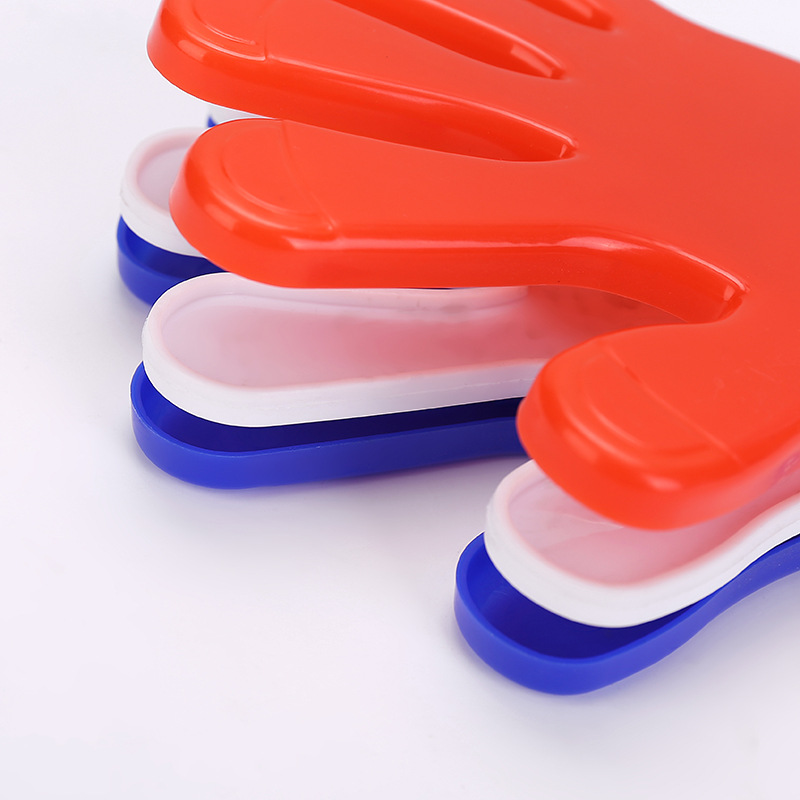 Hand Clapper 3