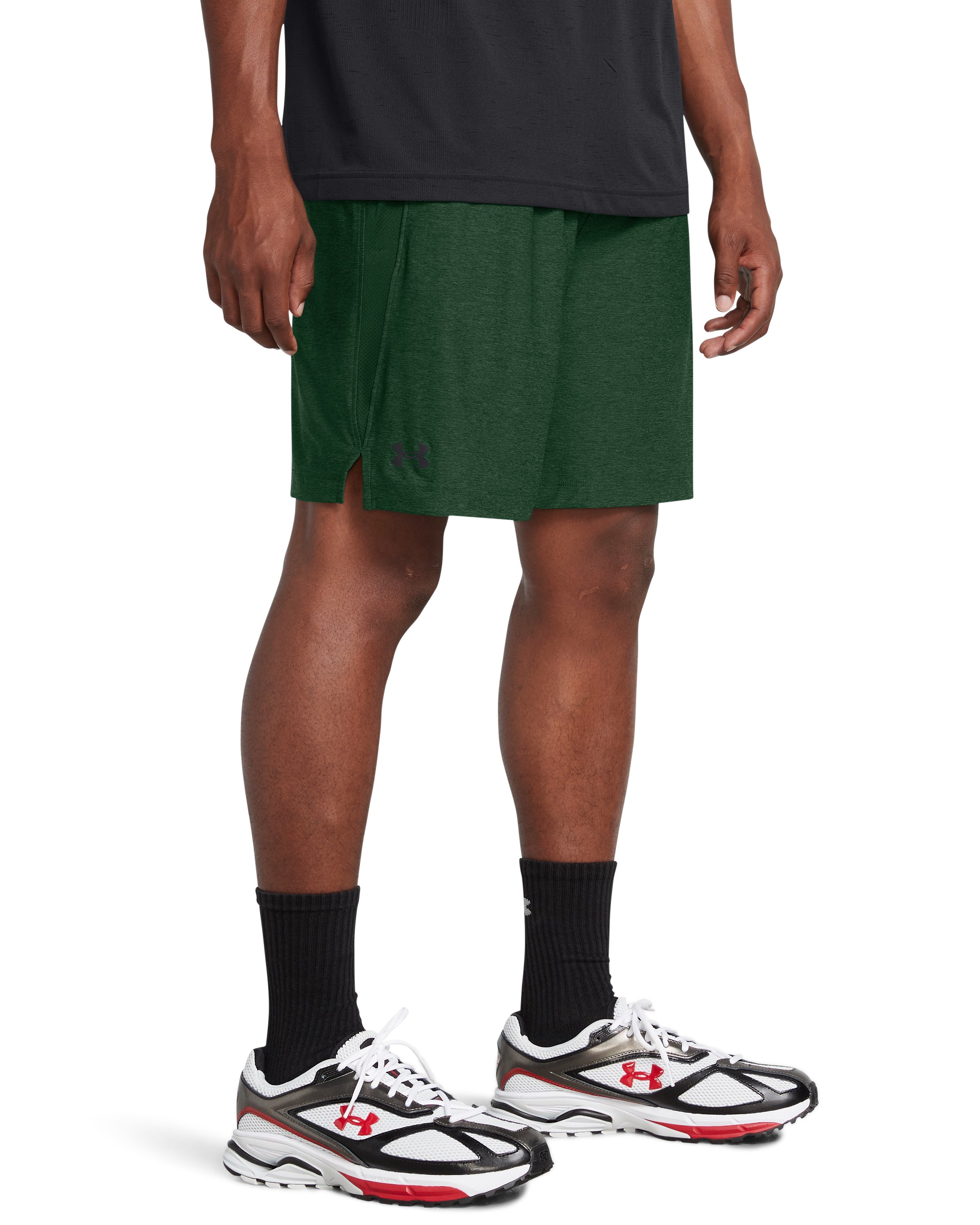 UA Tech Vent Men's 8 Shorts 45
