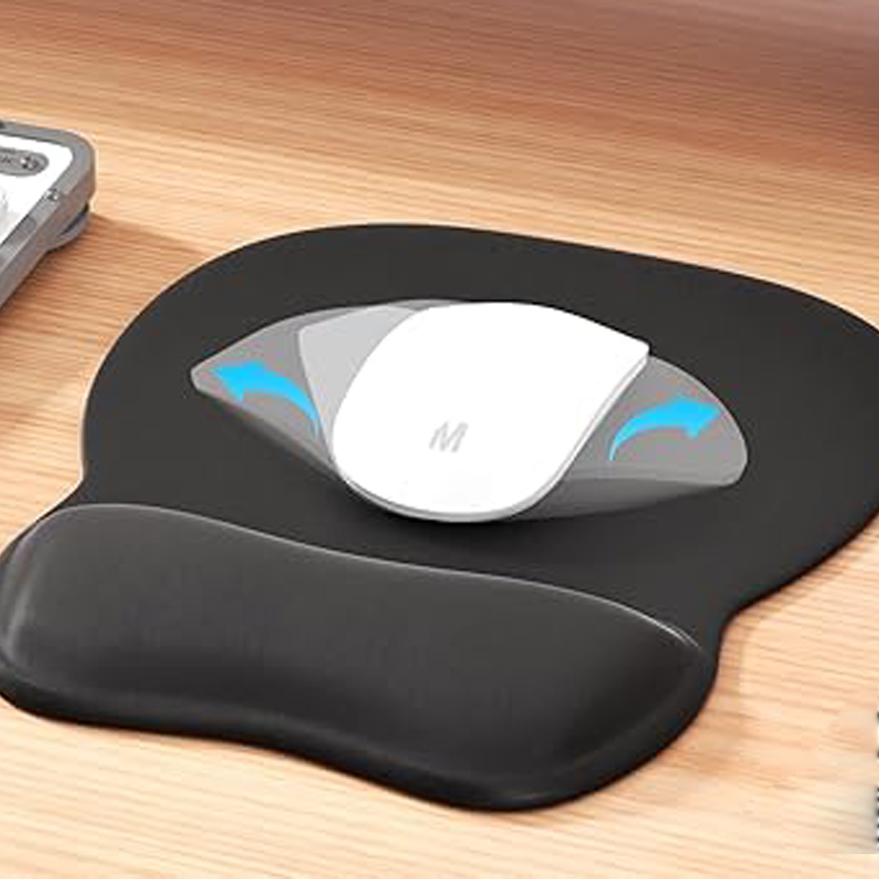 Ergonomic Mouse Pad With Wrist Support 1