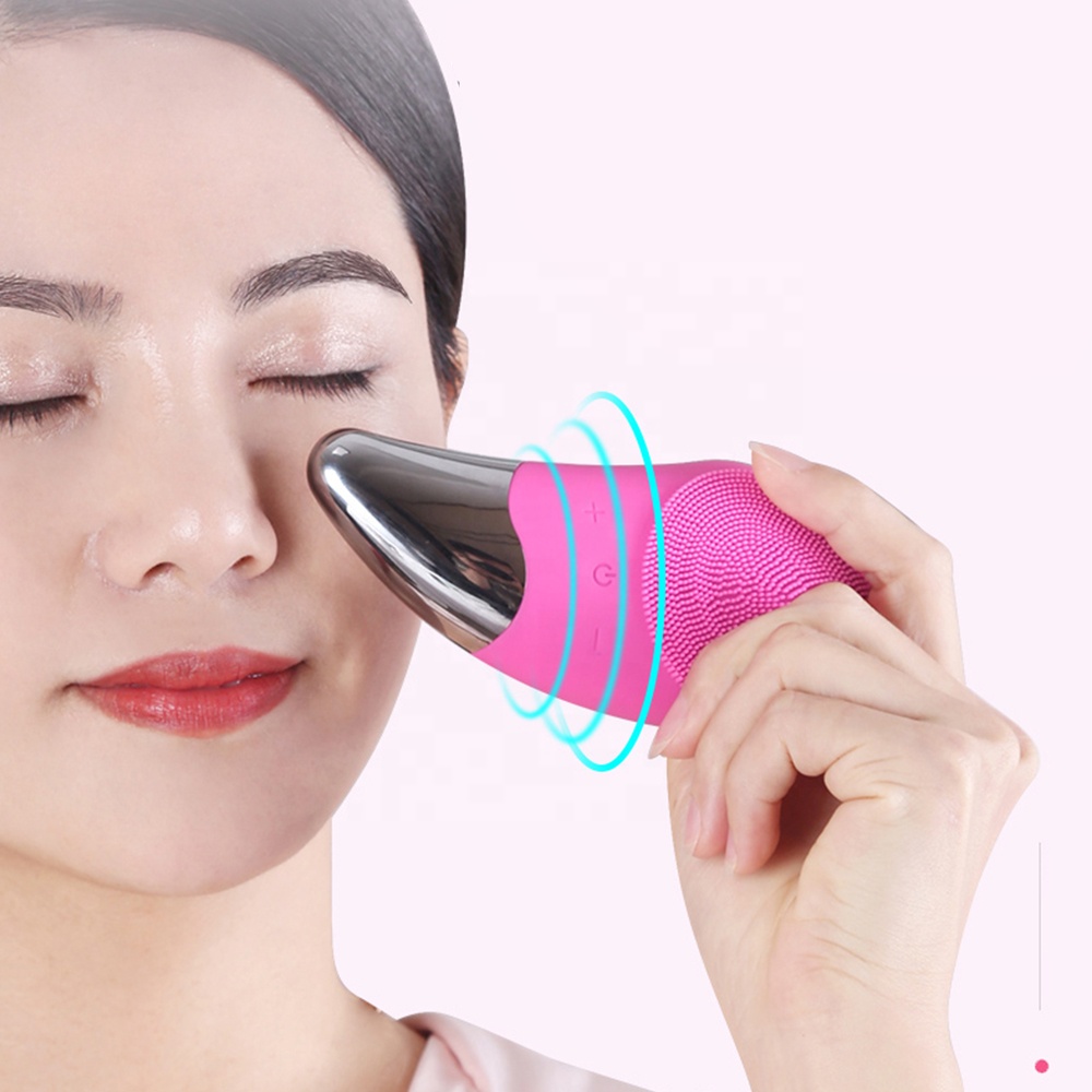 Sonic Facial Cleansing Brush 3