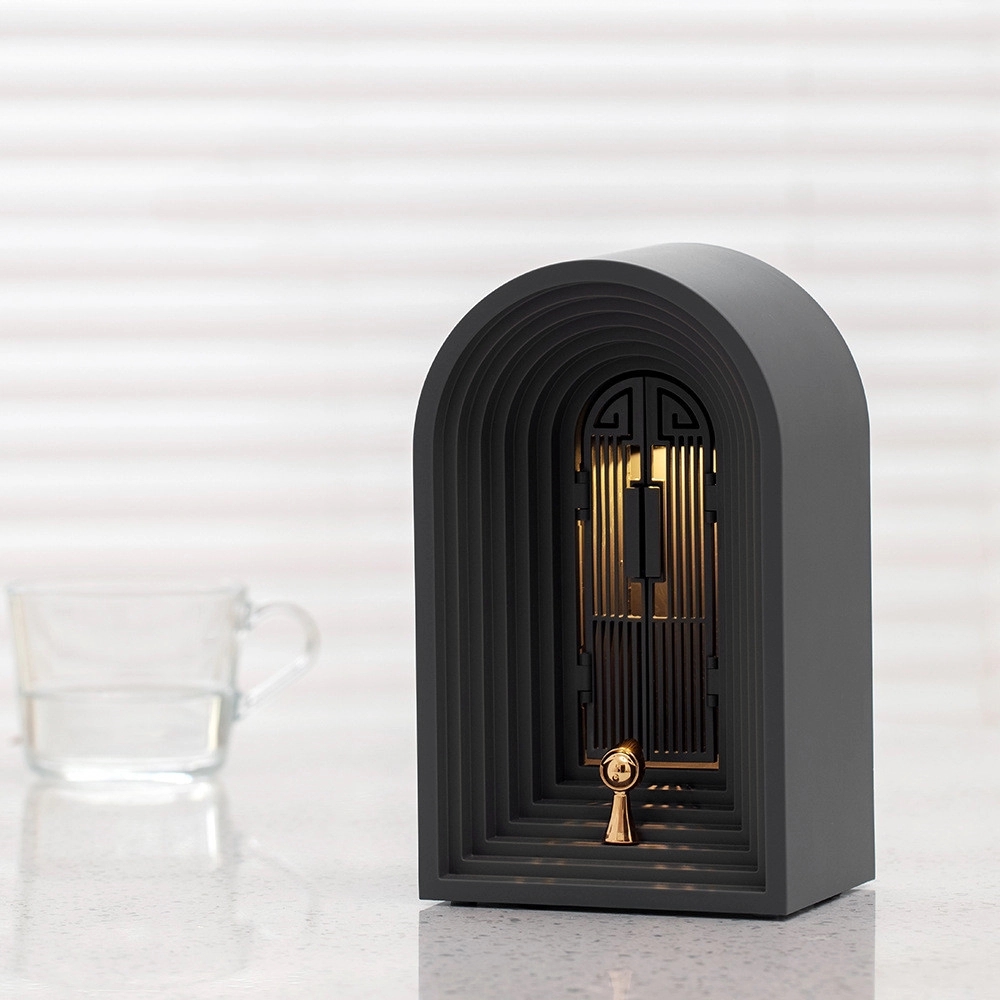 Nordic Table Lamp With Wireless Speaker 4