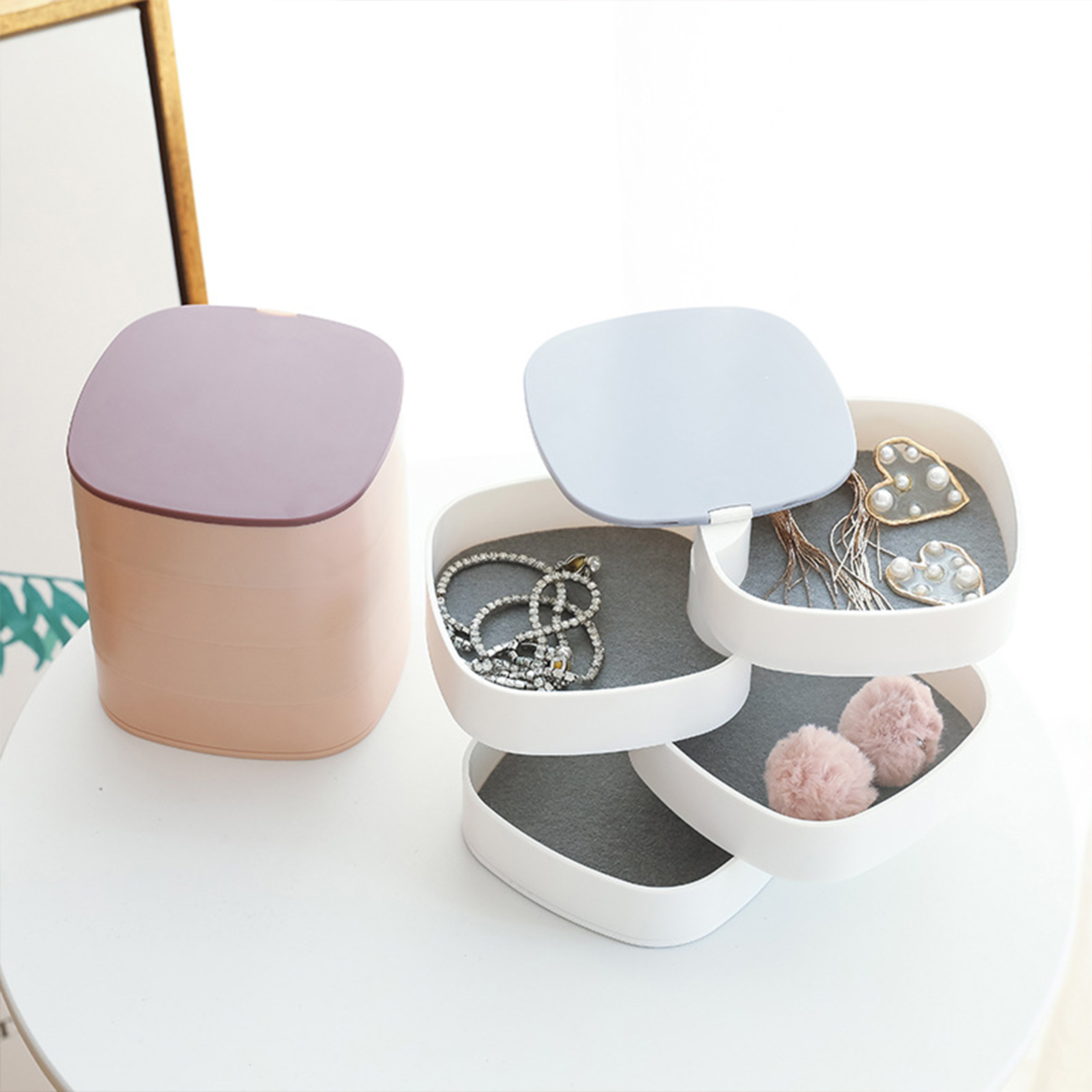 Plastic Large Capacity Rotating Jewelry Box 1